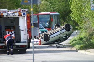 774605_car_accident_2-300x199